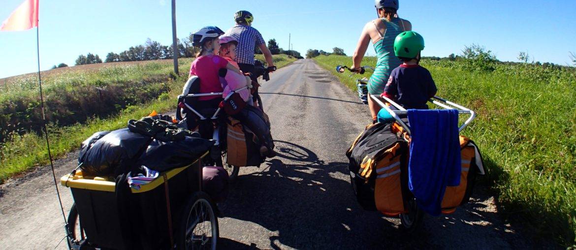 Radeln mit Kindern: Jetzt Fahrradanhänger oder Sitz kaufen? (Update 2023) anhänger, croozer, Fahrrad, Laufrad, Rad, thule, woom